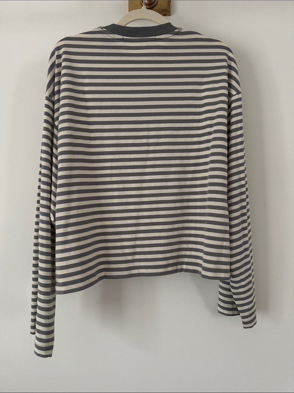 Lioness Gray Bloom Longsleeve | Ash Stripe | Size XS - Picture 7 of 9